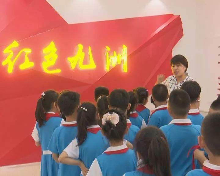 孔雀逃生